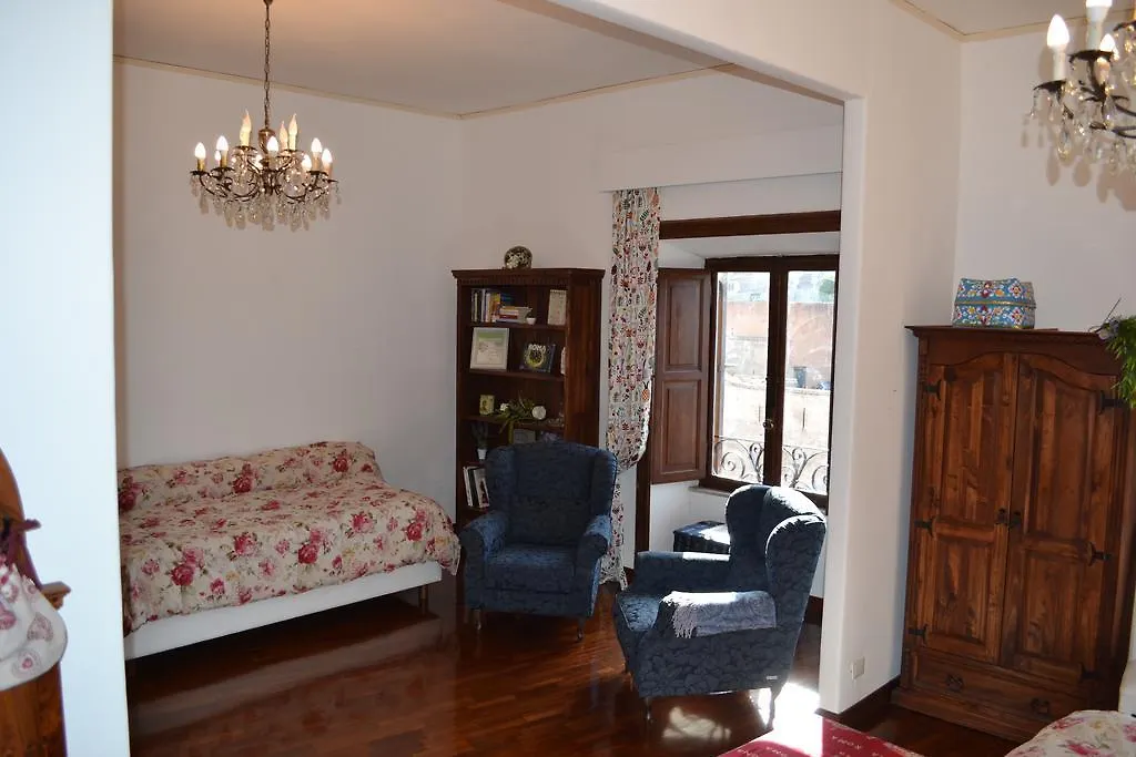 Catherine'S Home Rom 0*,