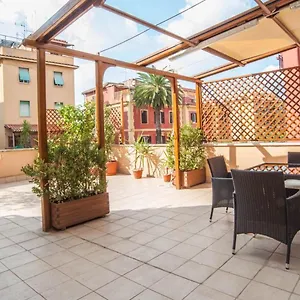 Apartment Terrace99, Rom