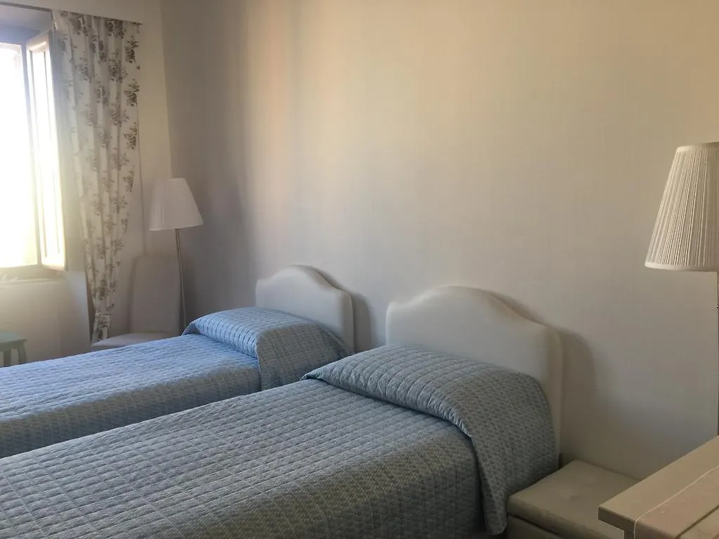 Catherine'S Home Rome